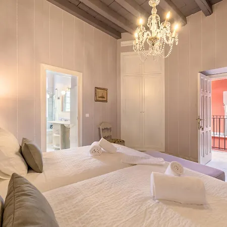 Ohliving Virgenes 7 * Séville